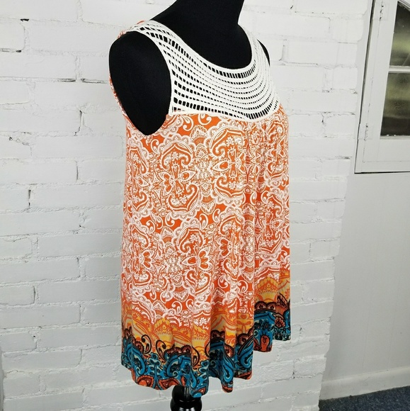 🍎 Madison Tank size Small - Picture 2 of 6